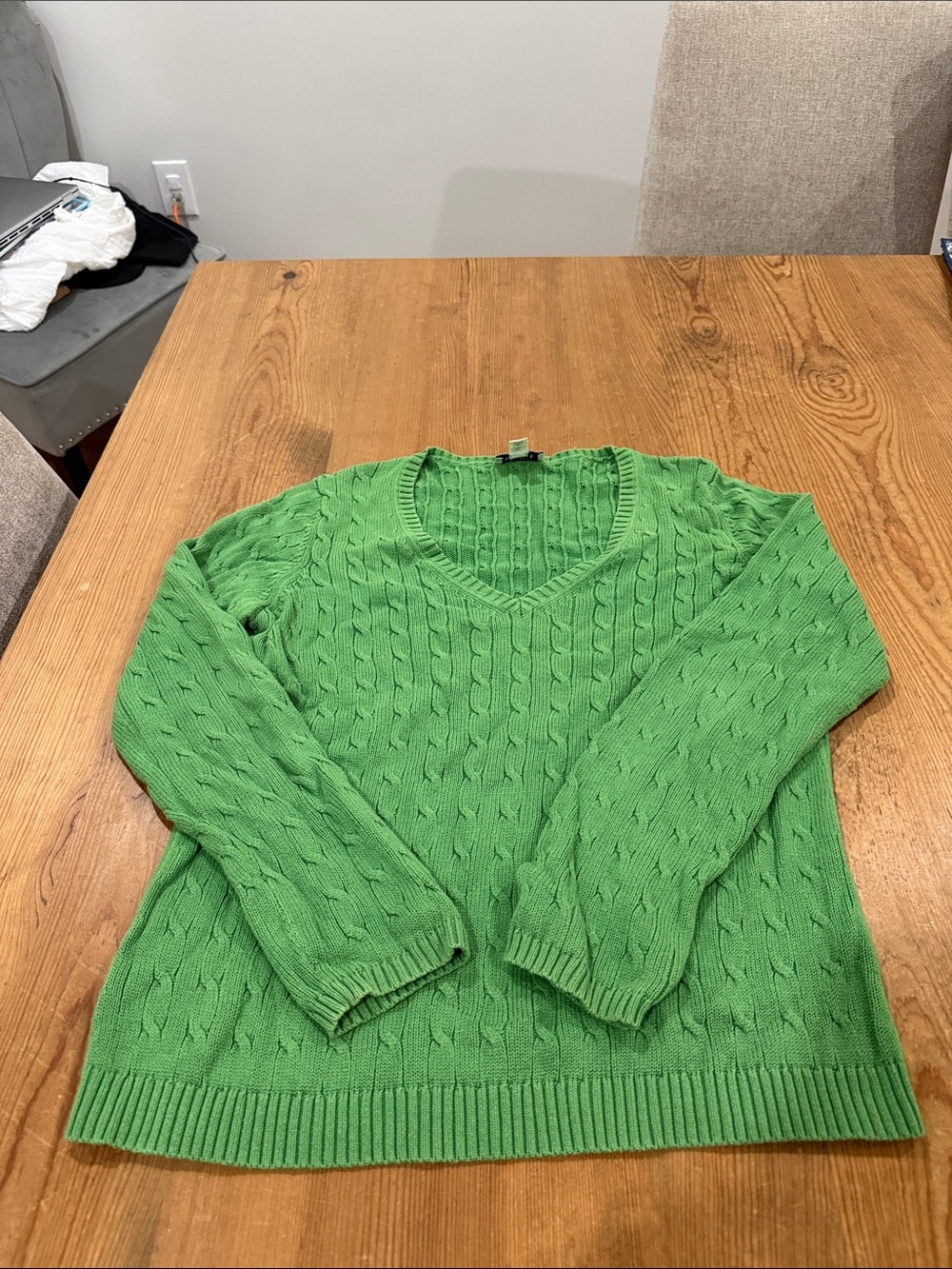Loft Kelly Green Cable-Knit V-Neck Sweater
